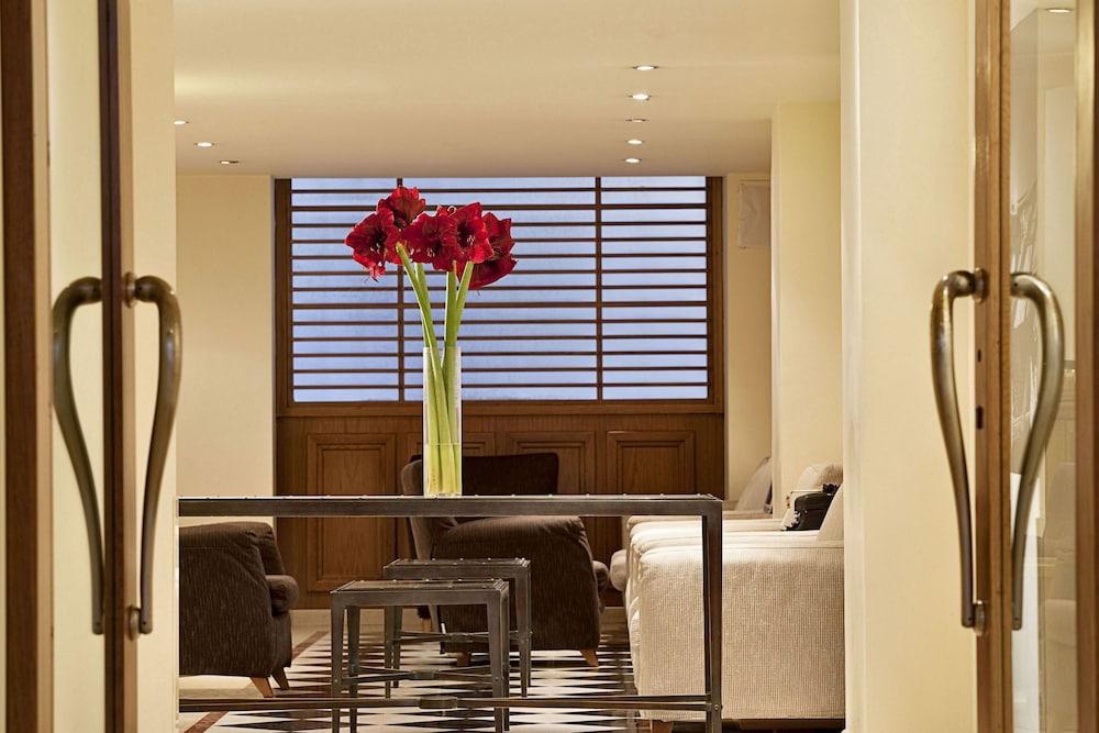 Hotel Achilleas Athena Bagian luar foto