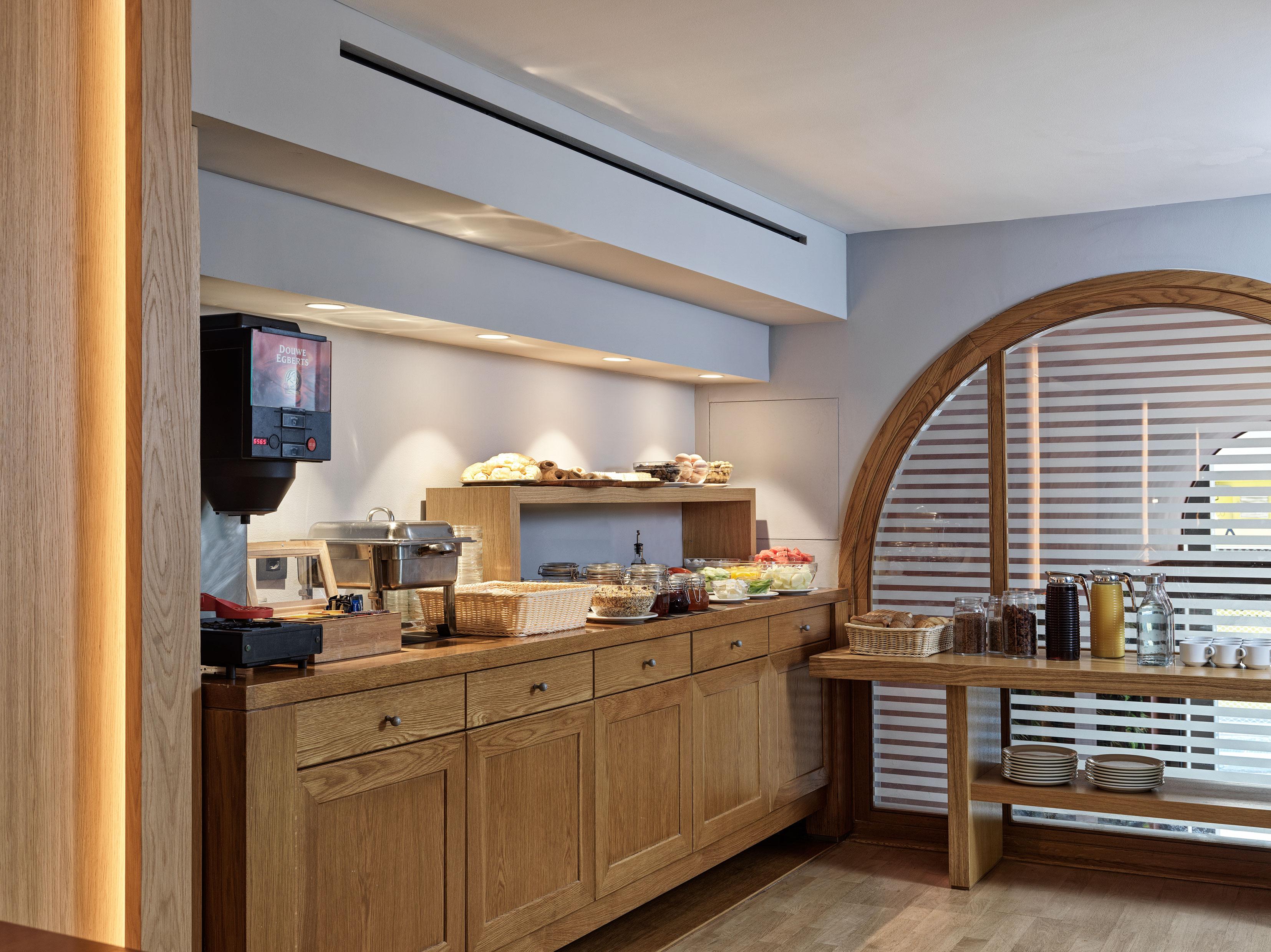Hotel Achilleas Athena Bagian luar foto